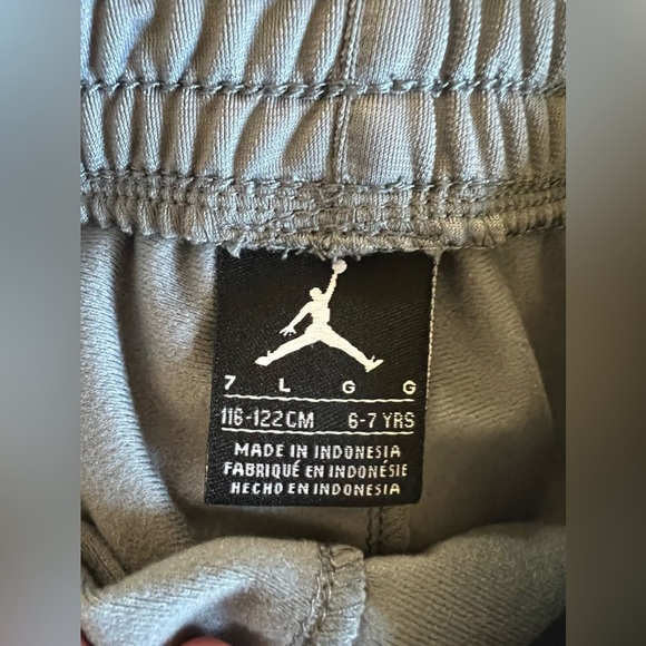 Air Jordan Boys’ Tracksuit - Picture 7 of 10